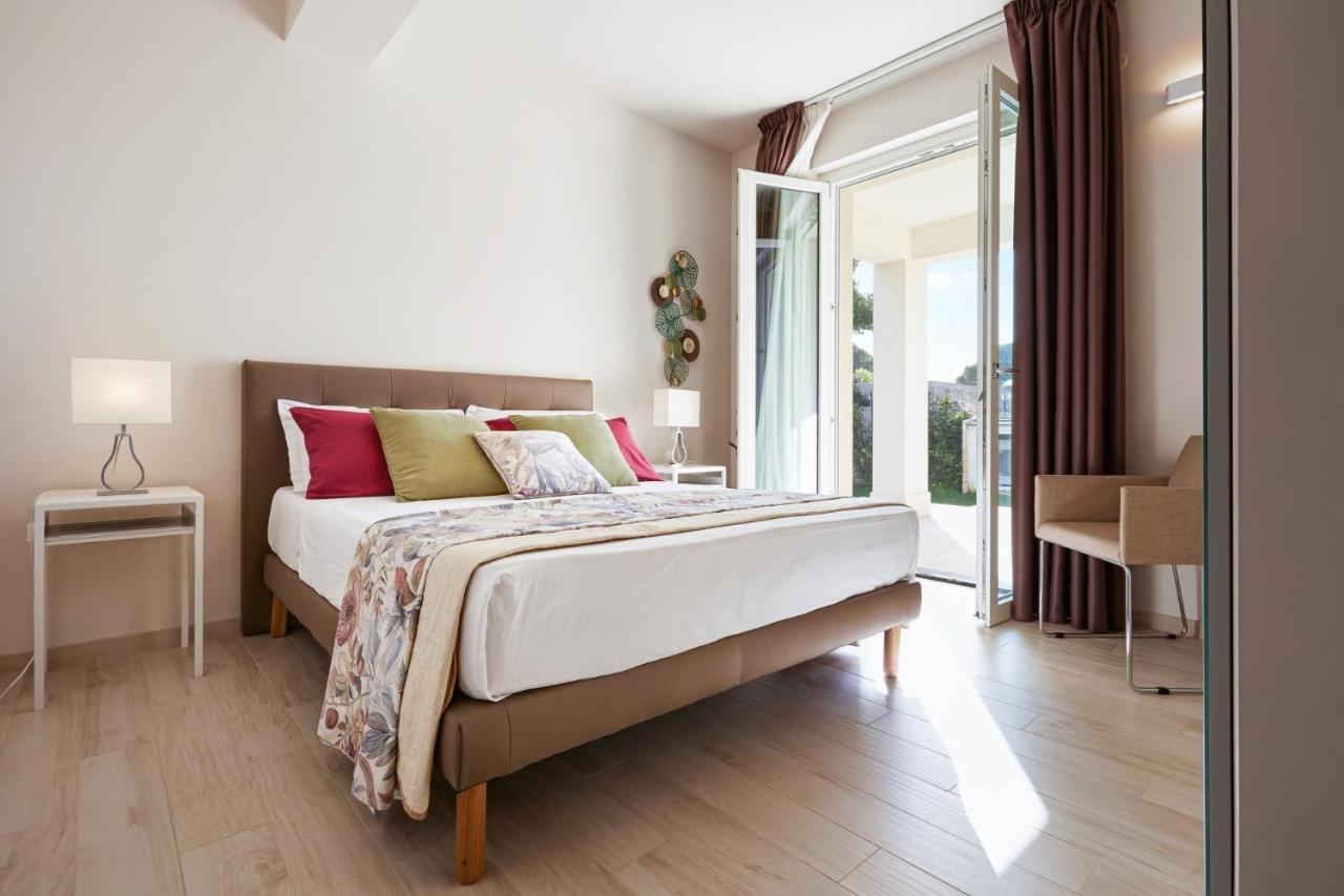 פוצאלו Villa Giame - Heated Pool, Beach At 350M מראה חיצוני תמונה